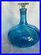 BLENKO-Vintage-Hand-blown-Art-Glass-Decanter-Bottle-In-Turquoise-Mid-Century-01-ajl