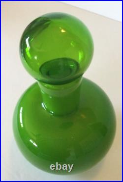 Beautiful Vintage Murano Green Bubble Glass 6 1/4 Decanter w Clear Stopper