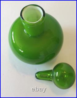 Beautiful Vintage Murano Green Bubble Glass 6 1/4 Decanter w Clear Stopper
