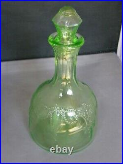 Decanter w Stopper-Cameo/Dancing Girl-Green Hocking Depression Glass-Vintage