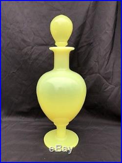 Fabulous Vintage Mid Century Cenedese Murano Vaseline Opaline Art Glass Decanter