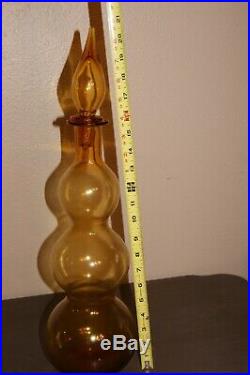 Large VINTAGE AMBER GLASS GENIE BOTTLE Bulbous Stopper RARE! 21 tall