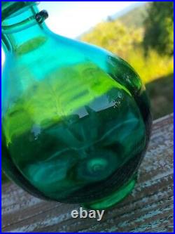 Mid Century Vintage Rainbow Glass NEWPORT Green Decanter & Stopper 14.5 MCM