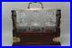 Stunning-Vintage-Tantalus-with-lock-and-key-in-Silver-plate-3-decanters-01-dhj