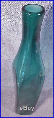 VINTAGE Blenko 1959 RARE SIGNED HUSTED TWISTED DECANTER IN NILE GREEN NO STOPPER