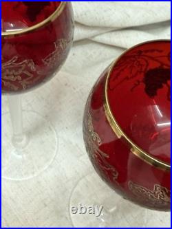 VINTAGE CZECH BOHEMIAN RUBY GLASS DECANTER & 5 GOBLET SET GOLD GRAPE DESIGN Boho