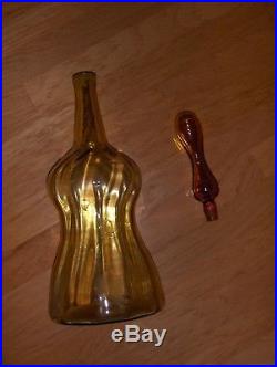 VINTAGE LARGE HAND BLOWN AMBER GENIE BOTTLE-DECANTER WithSTOPPER