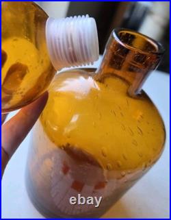 VTG Handsome Amber Glass Genie Bottle Round Stopper Decanter MCM Mid Century