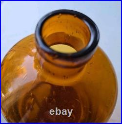 VTG Handsome Amber Glass Genie Bottle Round Stopper Decanter MCM Mid Century
