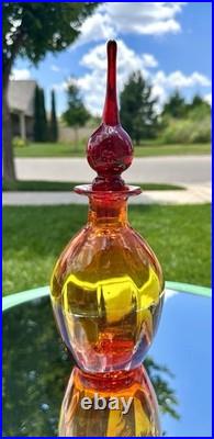 VTG-MCM Hand Blown by Rainbow-306-10.5 Amberina (Glows) Glass Flame Decanter