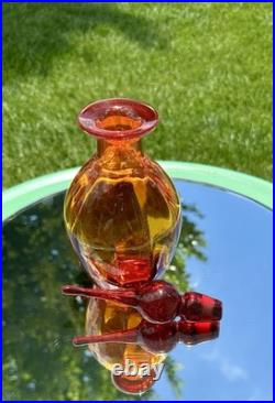 VTG-MCM Hand Blown by Rainbow-306-10.5 Amberina (Glows) Glass Flame Decanter