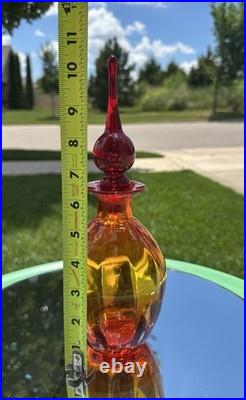 VTG-MCM Hand Blown by Rainbow-306-10.5 Amberina (Glows) Glass Flame Decanter