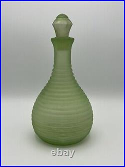 Vintage 1930's Frigidaire Green Vaseline Glass Decanter With Stopper GLOWS. RARE