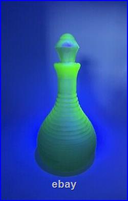 Vintage 1930's Frigidaire Green Vaseline Glass Decanter With Stopper GLOWS. RARE