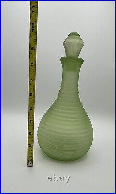 Vintage 1930's Frigidaire Green Vaseline Glass Decanter With Stopper GLOWS. RARE