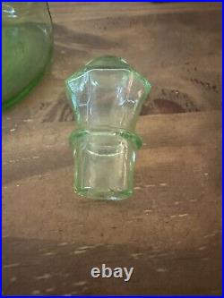 Vintage Anchor Hocking Green Depression Glass Cameo Ballerina Decanter WithStopper