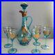 Vintage-Aqua-Blue-Glass-Genie-Bottle-Decanter-5-Stemware-Wine-Glasses-ROUMANIA-01-ie