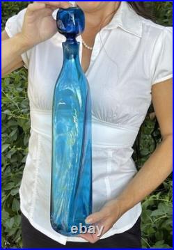 Vintage Blenko Wayne Husted Blue Twist Glass Decanter #5825 Vintage Blenko Wayne Husted Blue Twist Glass Decanter #5825