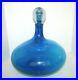 Vintage-Blue-Joel-Myers-Blenko-Glass-Decanter-with-Twist-Stopper-Lg-11D-13-5H-01-ek
