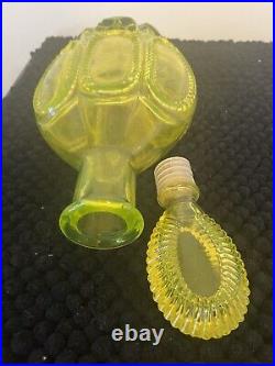 Vintage Canary Yellow Vaseline Uranium Glass Decanter Sunburst Wheel 12 3/4