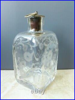 Vintage Holmegaard. Very rare decanter. Engraved, signed HG5 Kylle Svanlund 7606