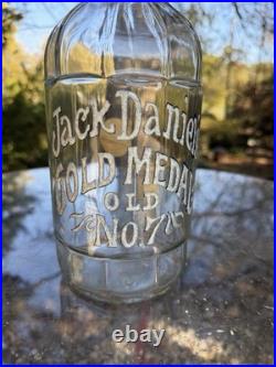 Vintage Jack Daniels Gold Medal Old No 7 Decanter Bottle WITH Glass Stopper