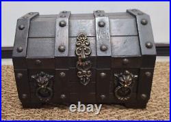 Vintage Japanese Liquor Chest Trunk With 2 Decanter and 4 Shot Glasses