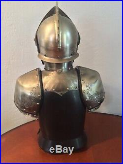 Vintage Knight in Armour Liquor Dispenser Shot Amber Glasses & Bottle Ornate 16