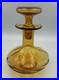 Vintage-Mid-Century-Amber-Glass-Decanter-With-Stopper-01-pjj
