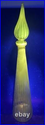 Vintage Mid-Century Modern Amethyst Empoli Glass Decanter 26 GLOWS