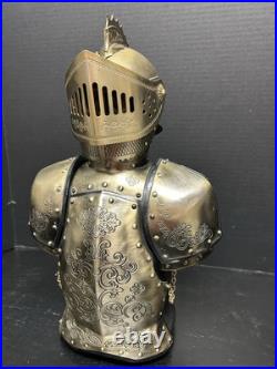 Vintage Nikka Whisky Gold Knight Armor Bar Glass Decanter & Set 5 Amber Glasses