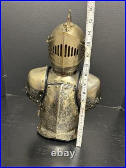 Vintage Nikka Whisky Gold Knight Armor Bar Glass Decanter & Set 5 Amber Glasses