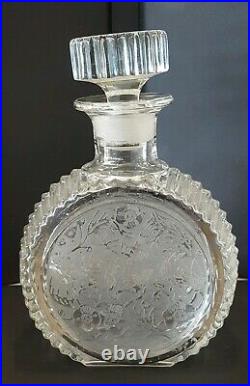 Vintage Round Etched Birds And Flowers GLASS Liquor DECANTER 8 7/8 Tall 750ml