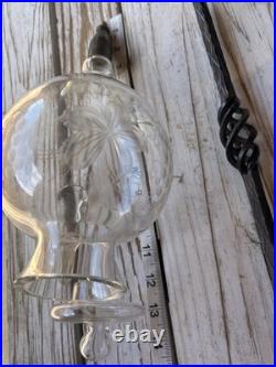 Vintage Wine Aerator Dispenser Hand-Blown Etched Glass Decanter With Iron Stand