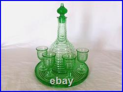 Vtg. GREEN GLASS DECANTER with STOPPER, TRAY & 4 2 oz GLASSES RIBS RINGS CIRCLES