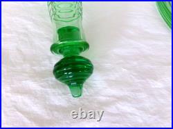 Vtg. GREEN GLASS DECANTER with STOPPER, TRAY & 4 2 oz GLASSES RIBS RINGS CIRCLES